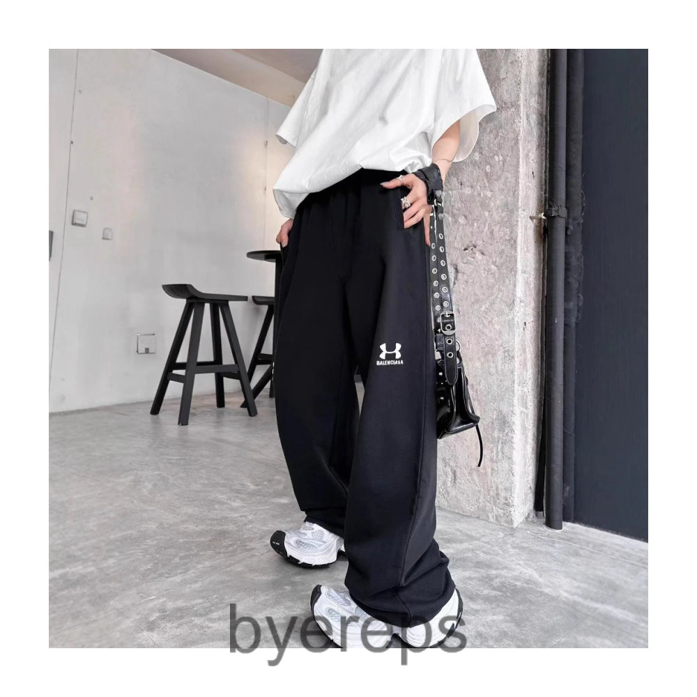 Balenciaga x Underarmour Sweatpants — photo 4 of 4