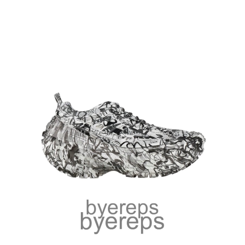Balenciagaciaga Bouncer Graffiti-Print Sneakers