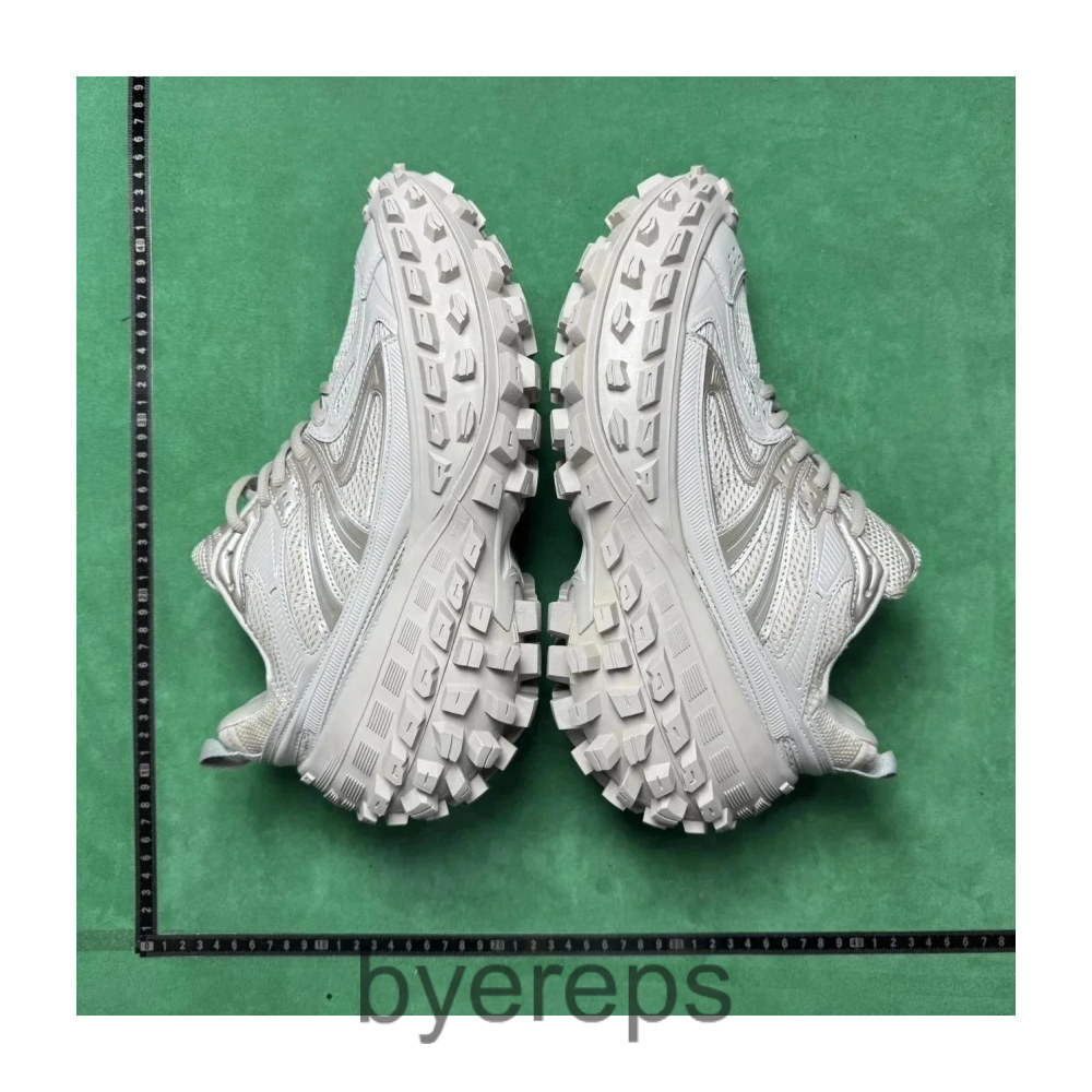Bapestas (30+ colorways) — photo 2 of 4
