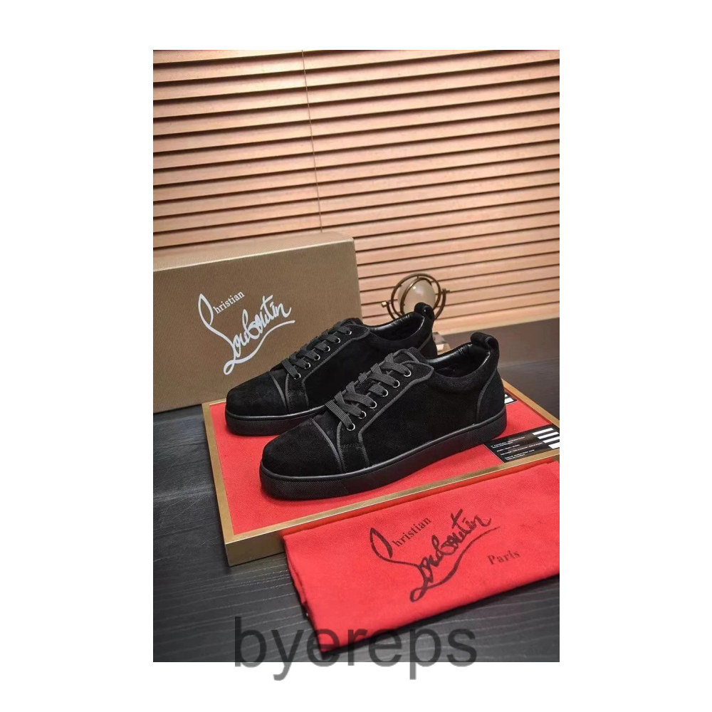 BEST BATCH Christian Louboutin Red Bottoms — photo 2 of 4