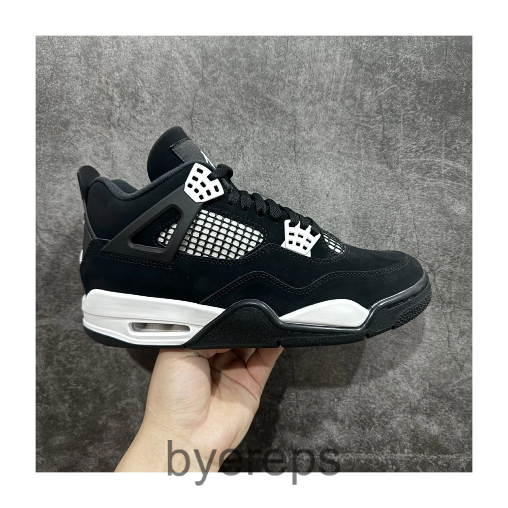 BLACK AND YELLOW LIGHTING JORDAN 4 — photo 2 of 4