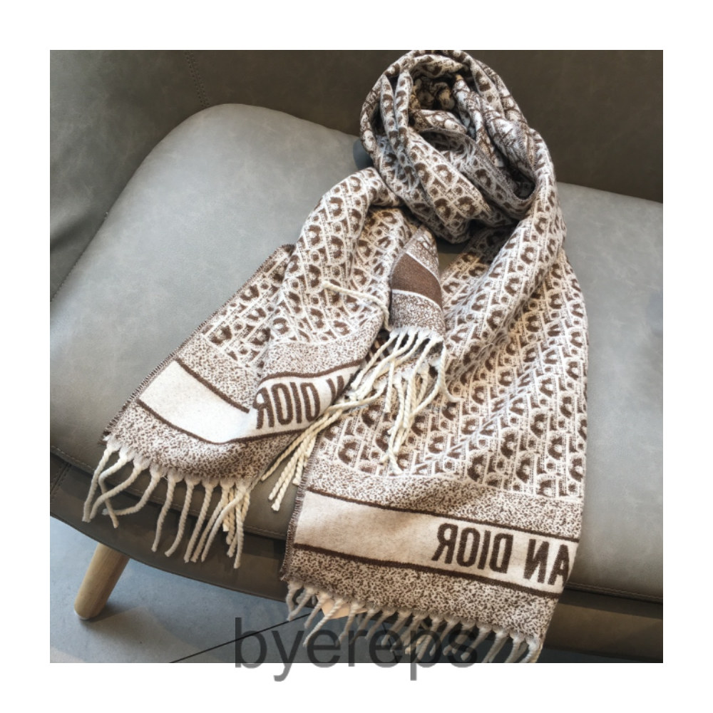 Unbranded Brand Scarf — photo 2 of 4