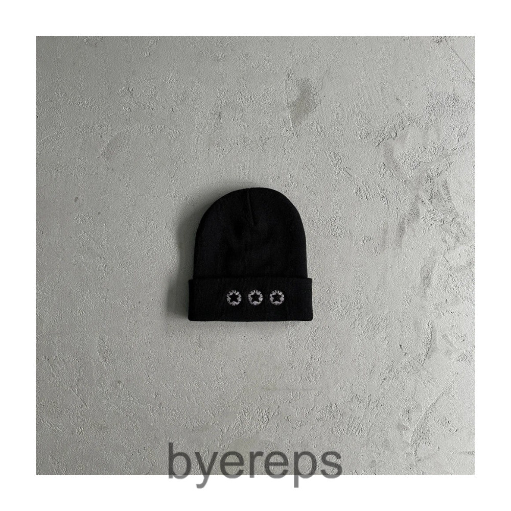 Unbranded Broken Planet Beanie — photo 4 of 4