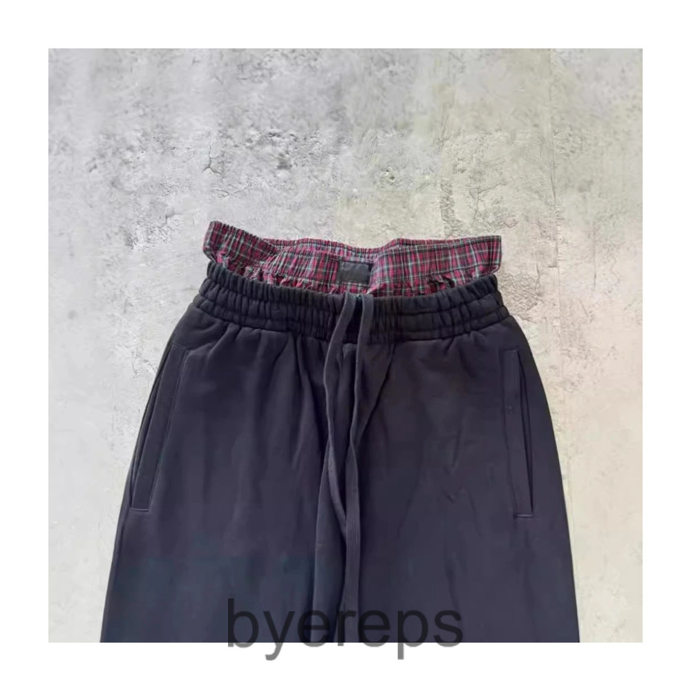 Budget Balenciaga Black Sag Sweats
