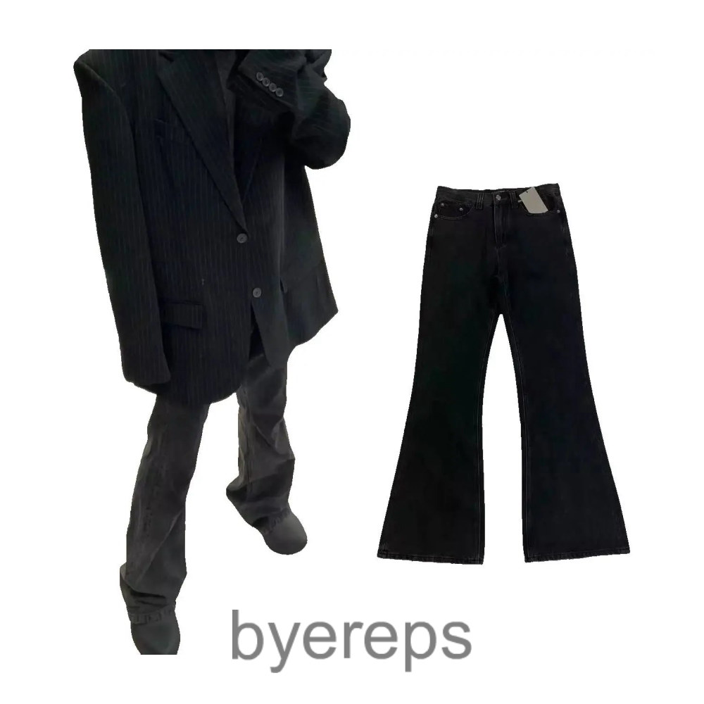 Budget Balenciaga Flared Jeans