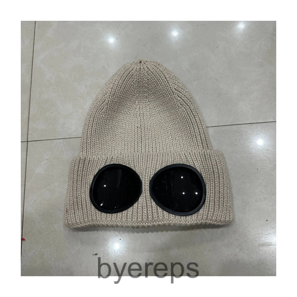 Unbranded Budget CP Company Beanie — photo 3 of 4