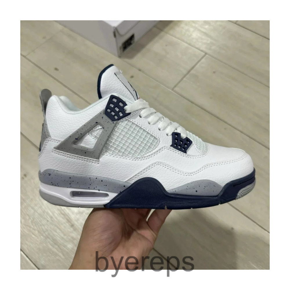 Budget Jordan 4's
