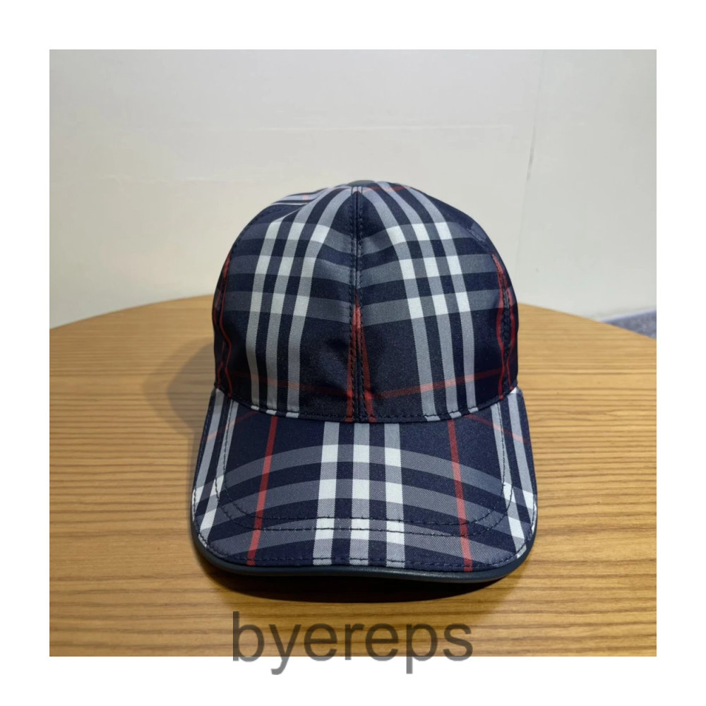 Burberry cap — photo 3 of 4
