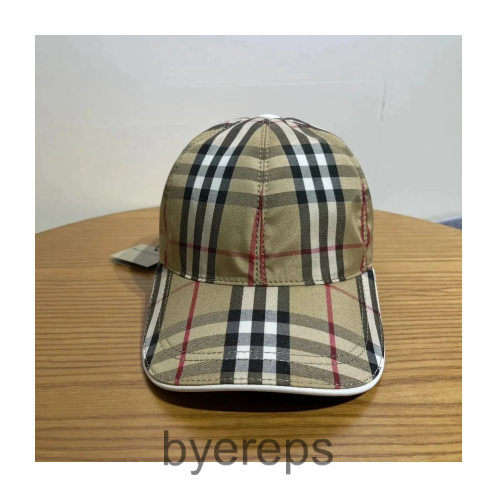 Burberry Cap — photo 4 of 4