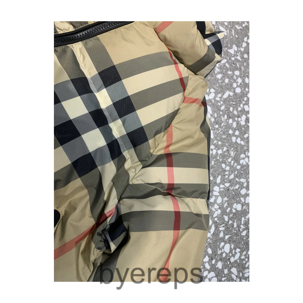 Burberry Down Jacket — photo 2 of 4