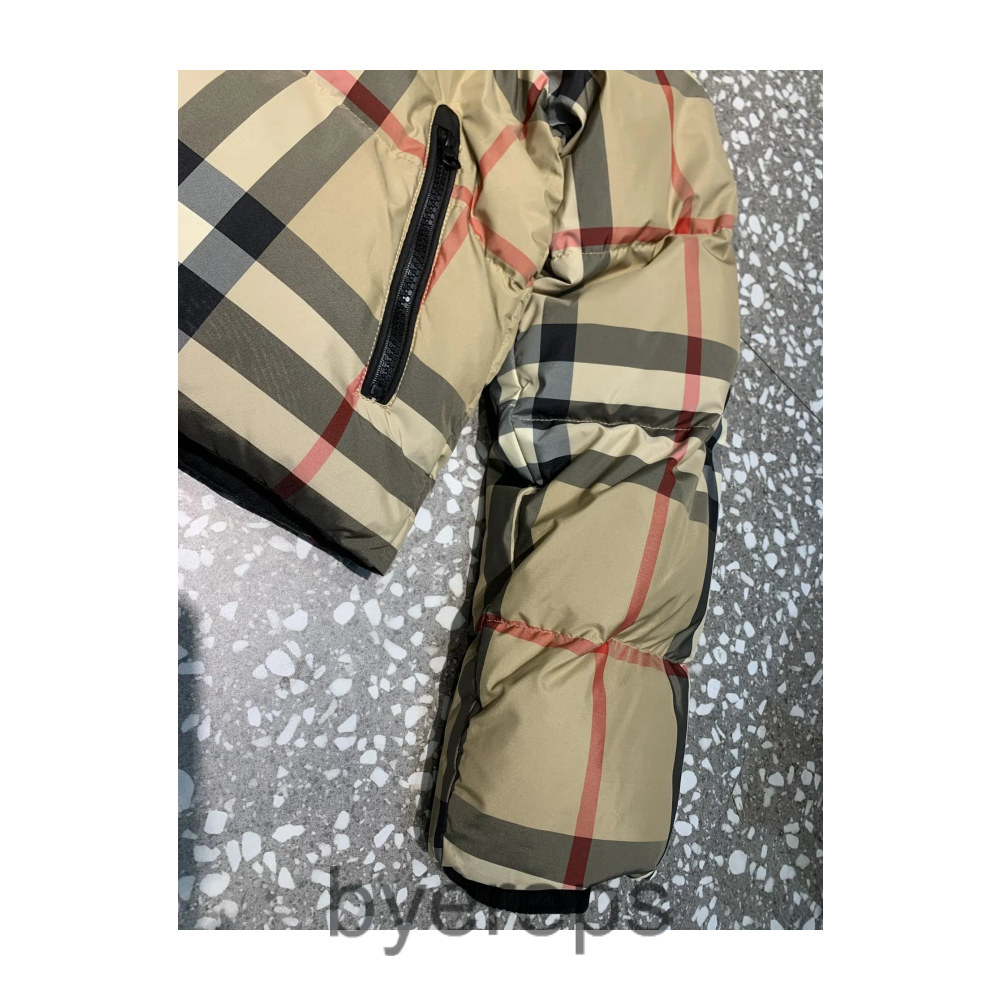 Burberry Down Jacket — photo 3 of 4