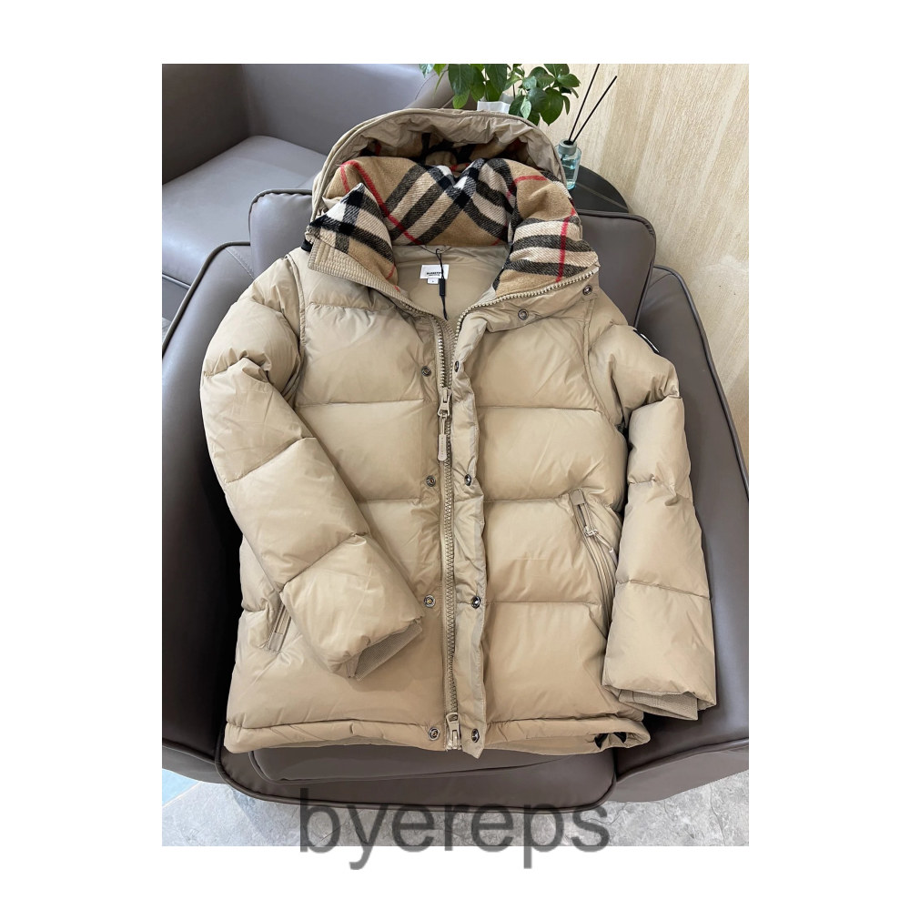 Burberry Down Jacket — photo 2 of 4