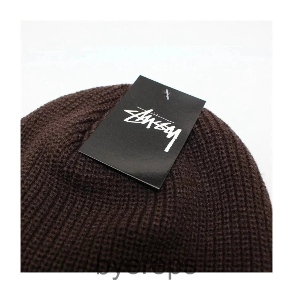 Burberry Font Beanie — photo 4 of 4