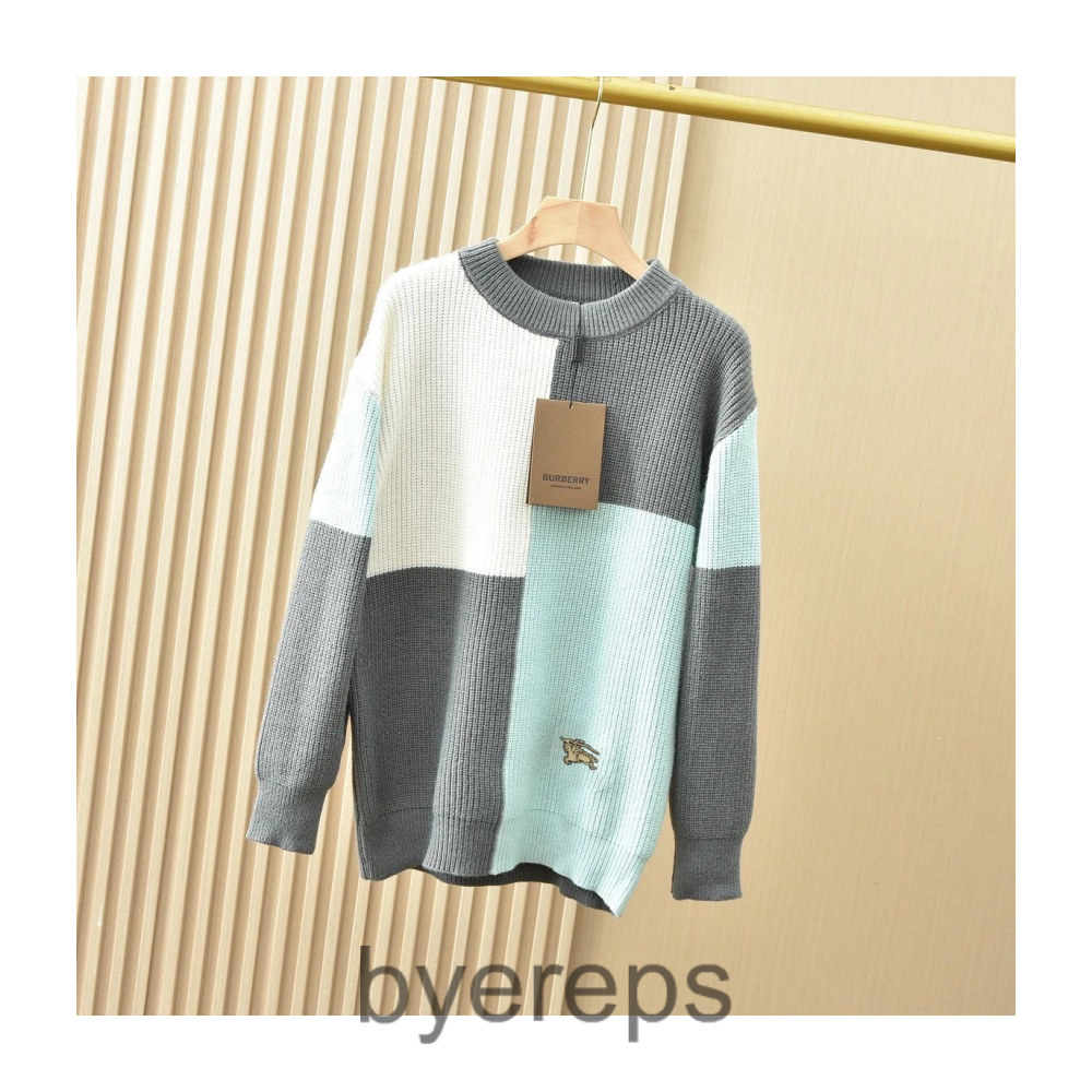 Burberry Knit Khaki — photo 3 of 4