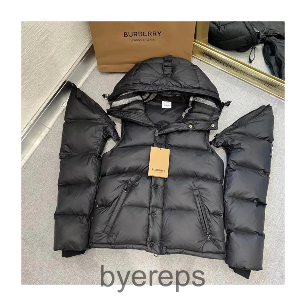 Burberry Puffer Jacket/Vest