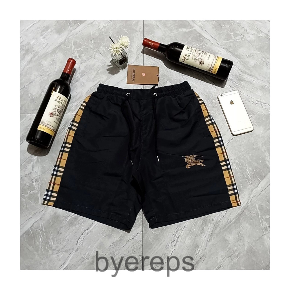 Burberry Shorts — photo 4 of 4