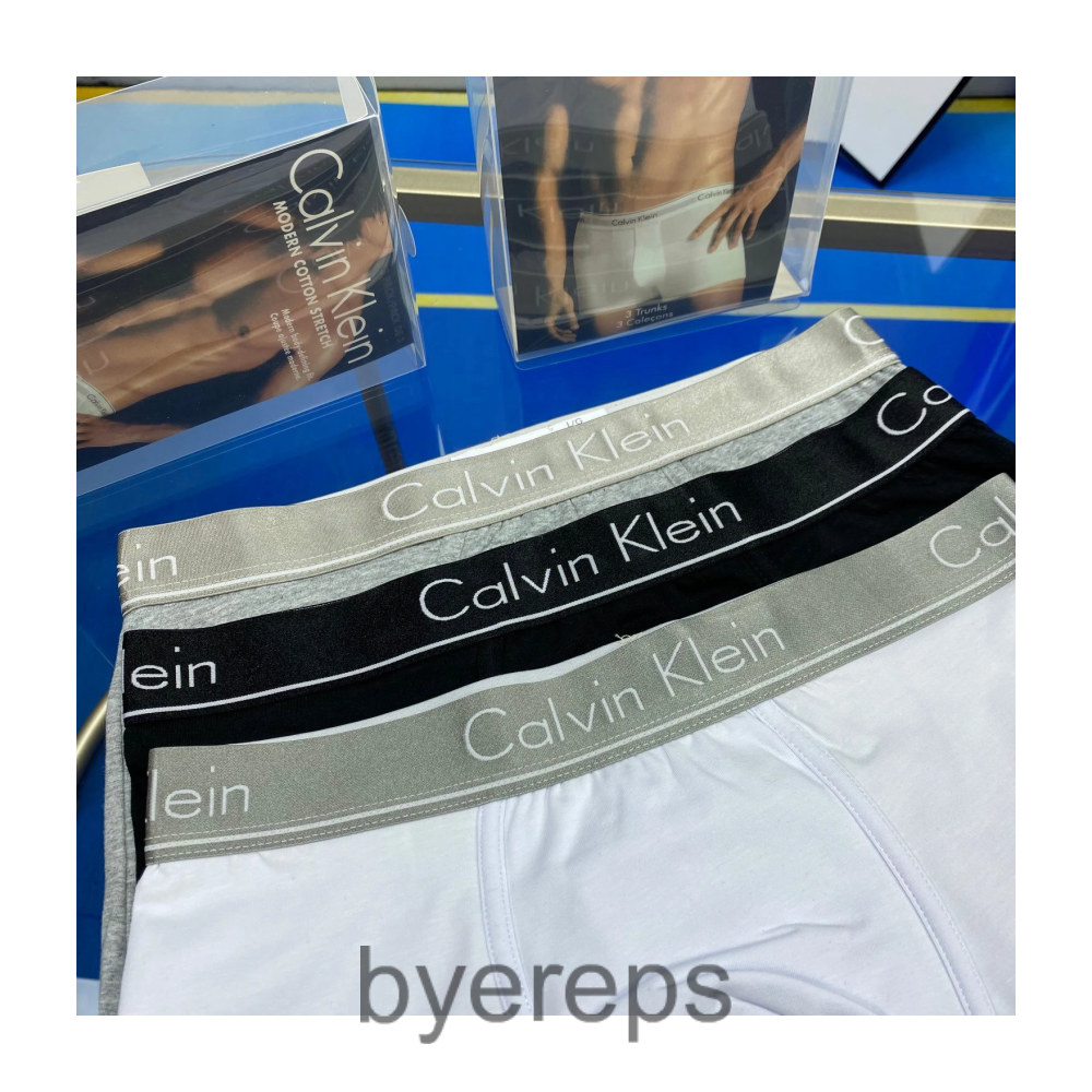 Calvin Klein Boxers — photo 2 of 4