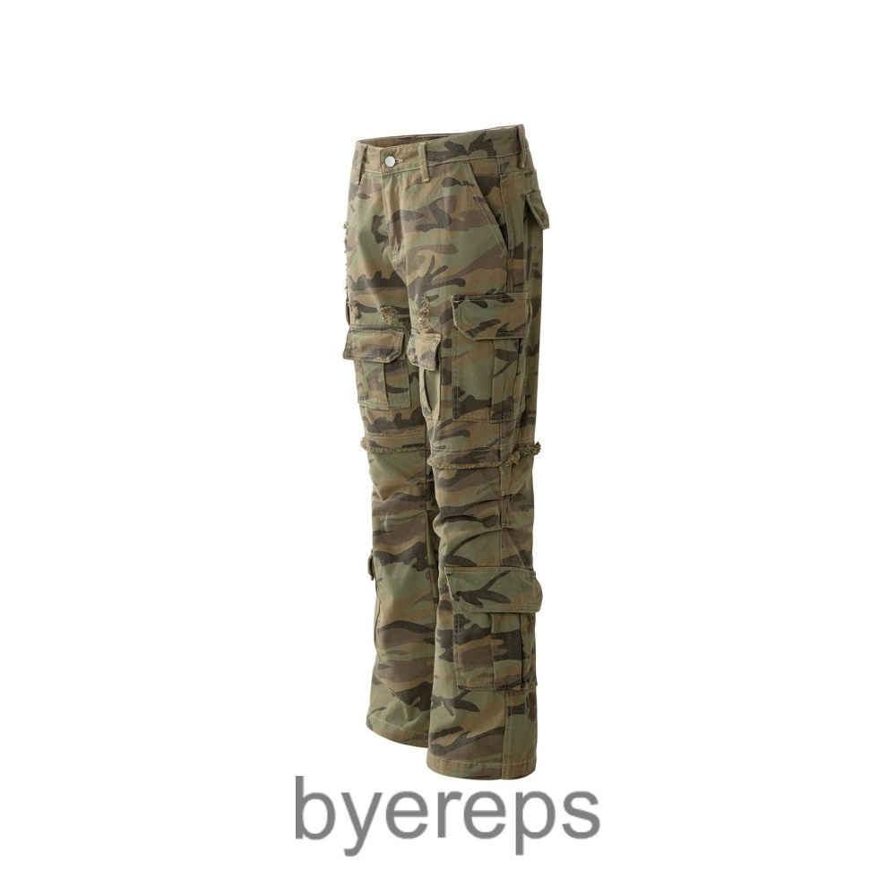 Unbranded Camo cargos — photo 3 of 4
