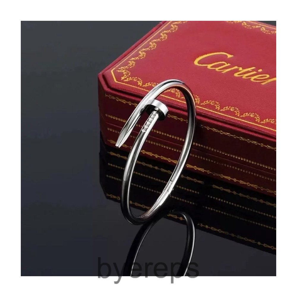 CARTIER BRACLET