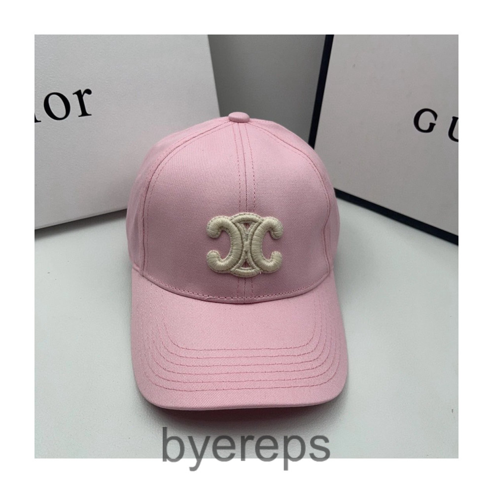 Celine Hat — photo 4 of 4