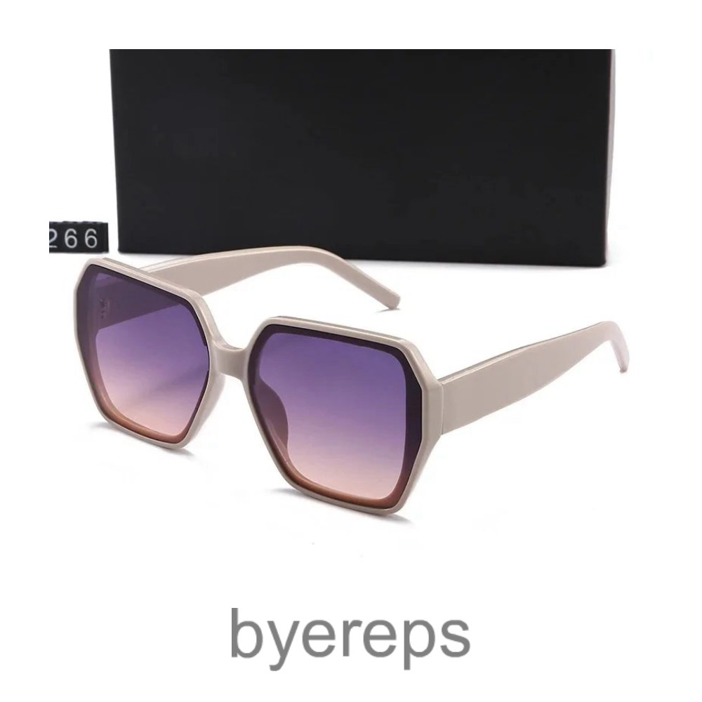 Celine Sun Glasses — photo 4 of 4