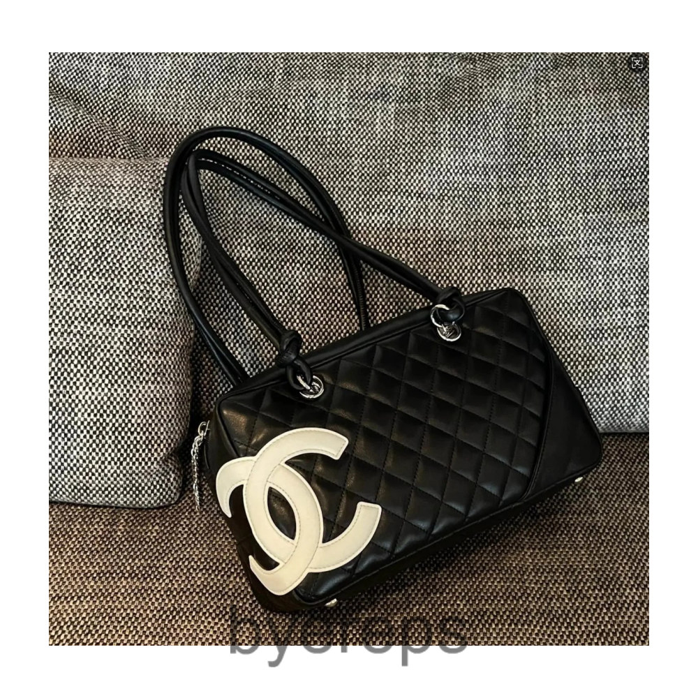 Chanel handbag ( 23 colors )