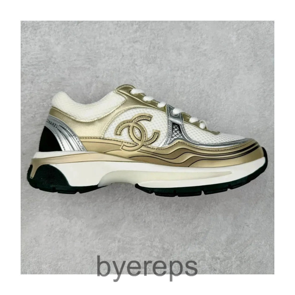 Chanel Runner