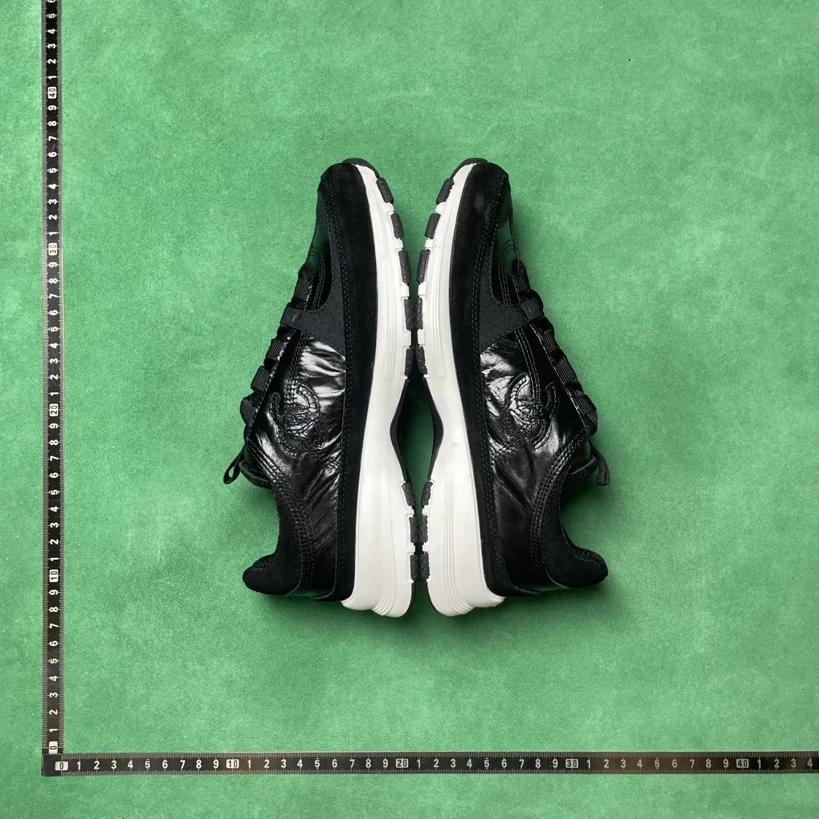 Chanel Runner