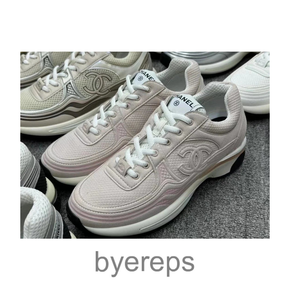 Chanel Runners — photo 3 of 4