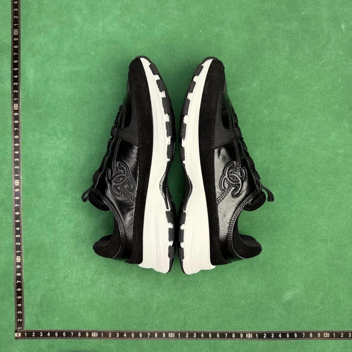 CHANEL Trainers
