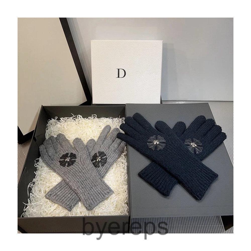 Chrome Hearts Gloves — photo 4 of 4