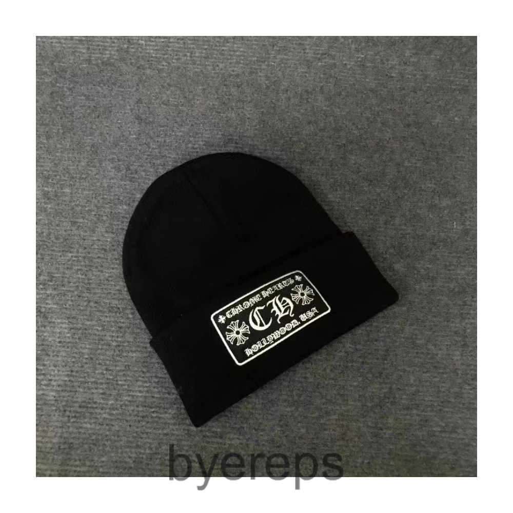Chrome Hearts Logo Beanie — photo 3 of 4