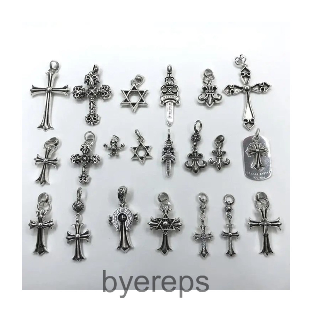 Chrome Hearts Pedant (30 styles) — photo 3 of 4