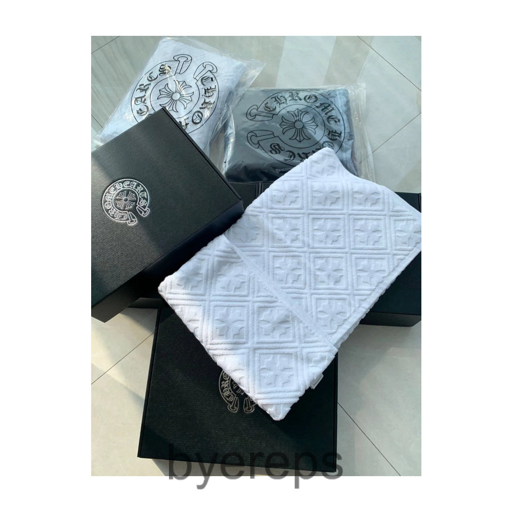 Chrome Hearts Towel — photo 2 of 4