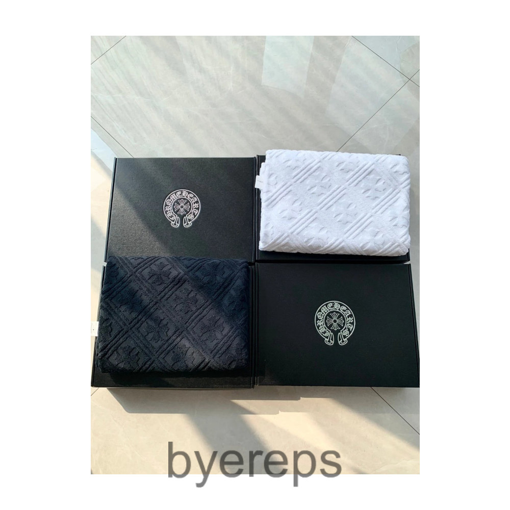 Chrome Hearts Towels — photo 2 of 4