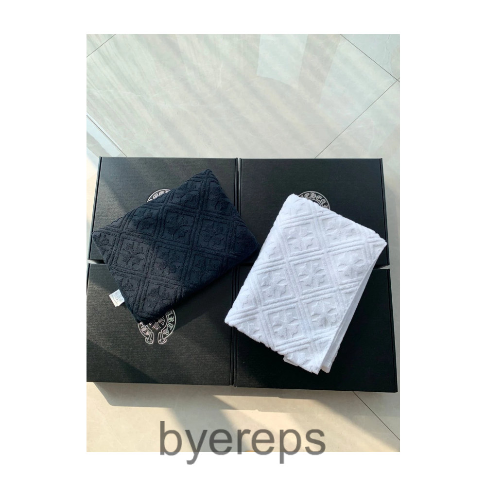 Chrome Hearts Towels — photo 4 of 4