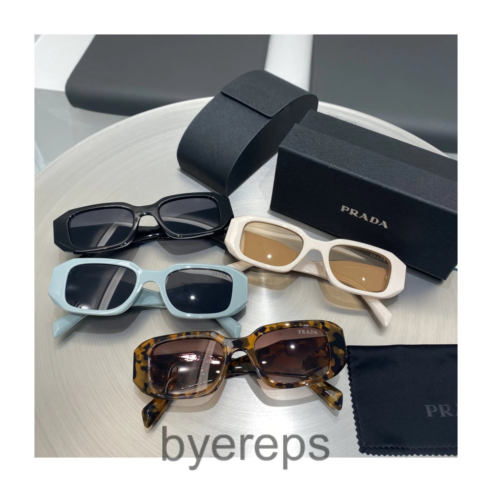 Con Caja Prada SunGlasses — photo 2 of 4