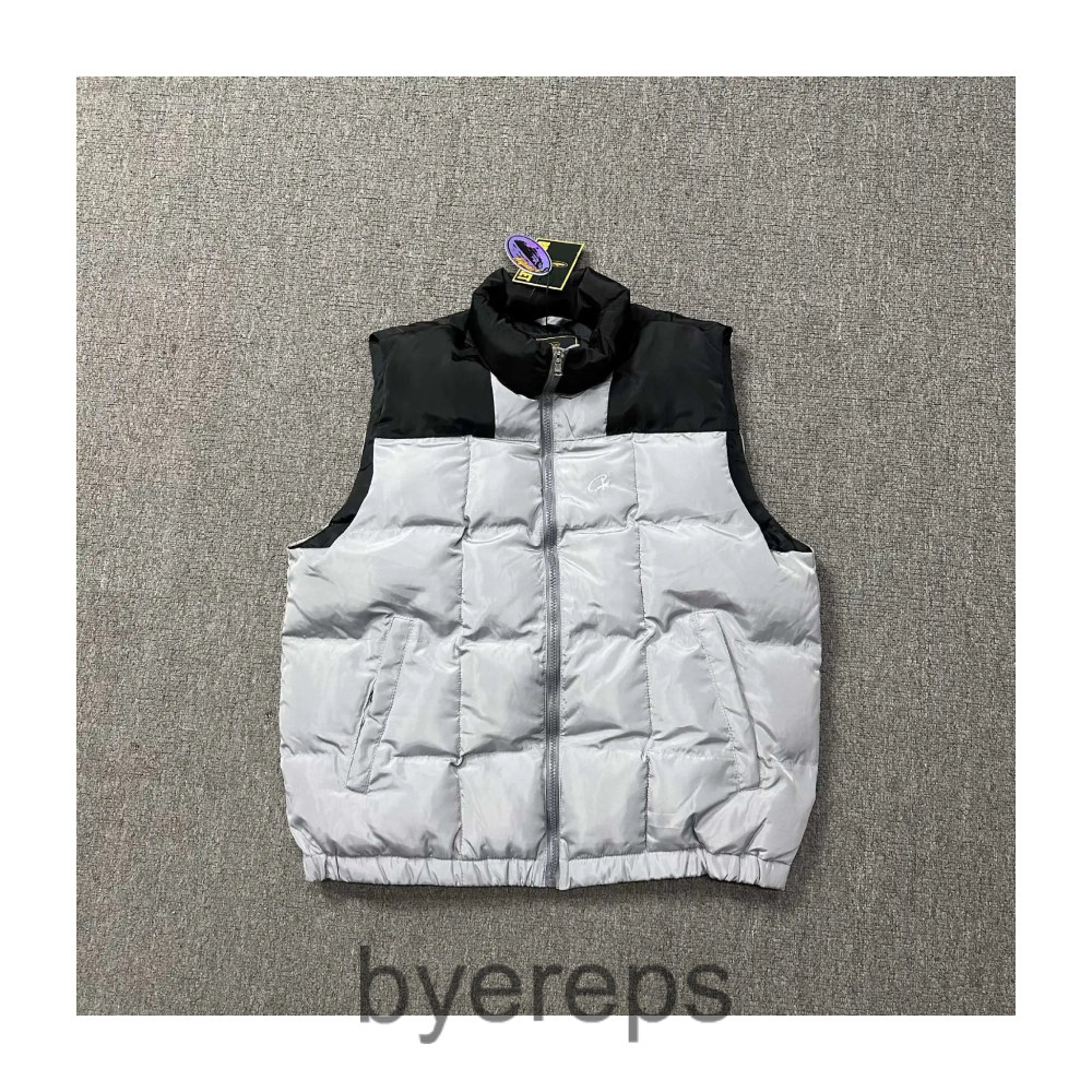 Unbranded Coroteiz vest ( has yellow also ) — photo 4 of 4