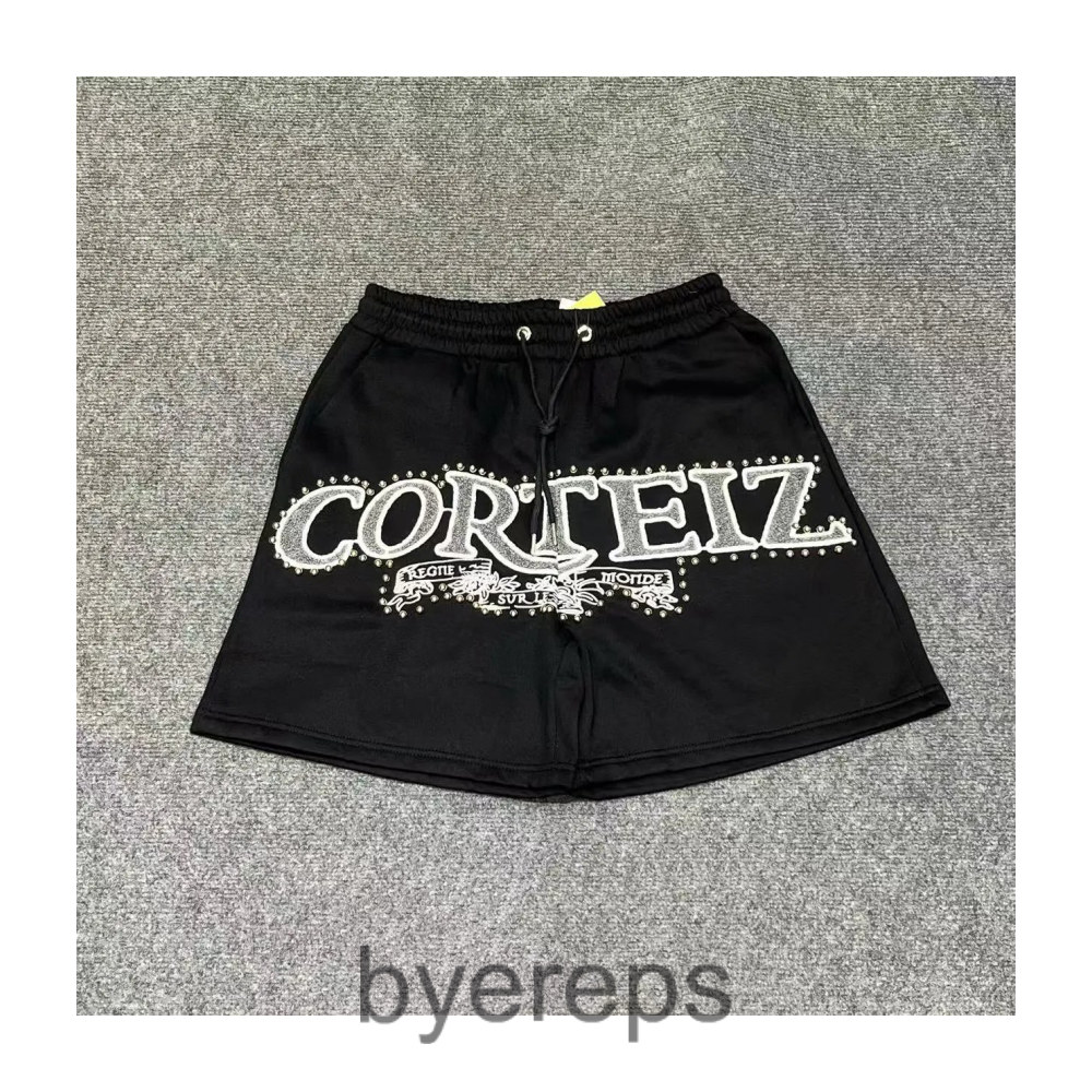 Unbranded Corteiz shorts ( has more of em ) — photo 2 of 4