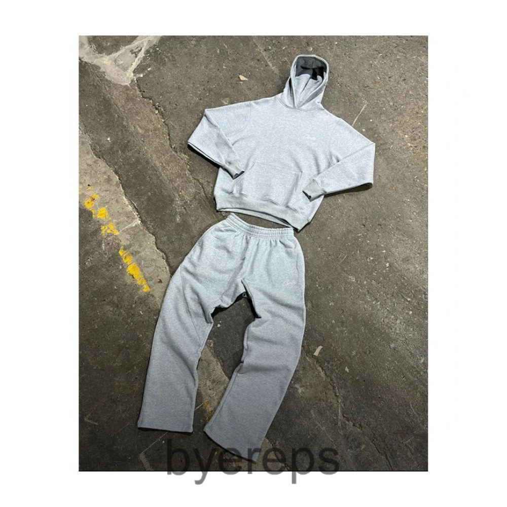 Unbranded Corteiz Tracksuit — photo 3 of 4
