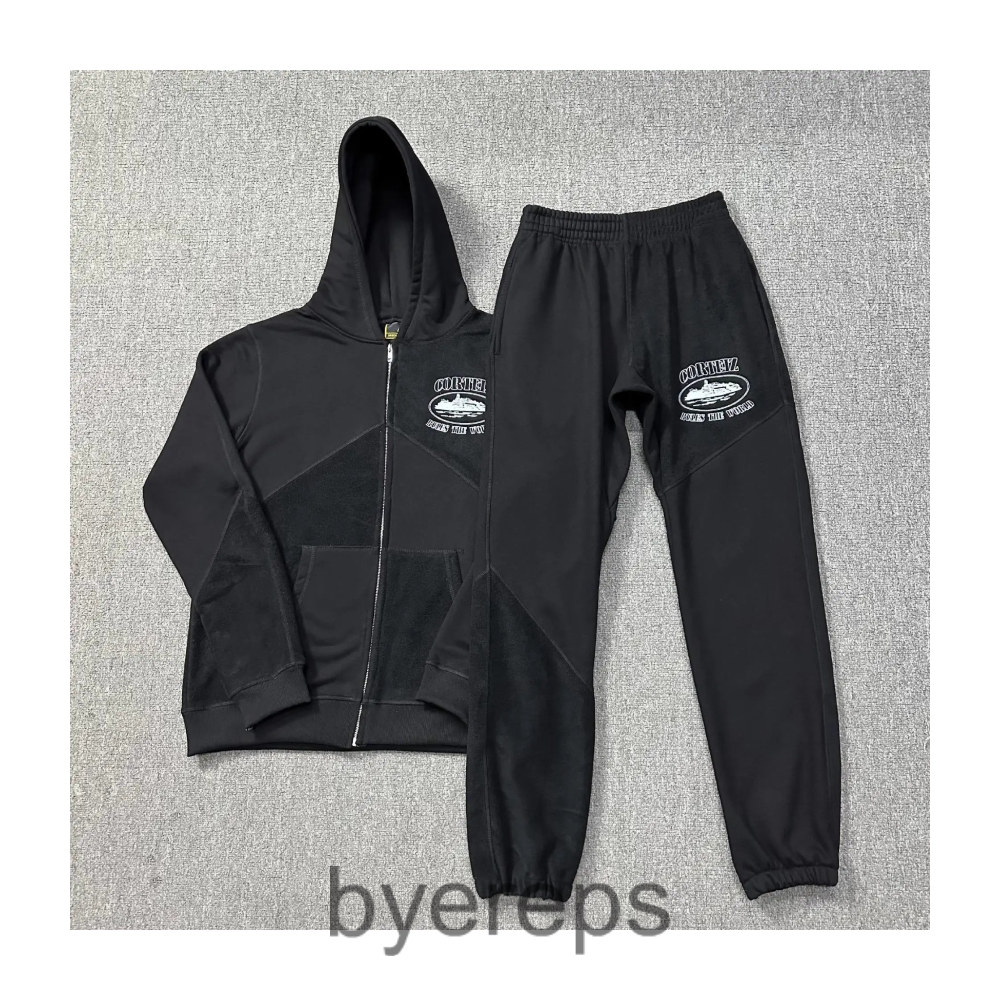 Unbranded Corteiz tracksuit ( has more of em ) — photo 2 of 4