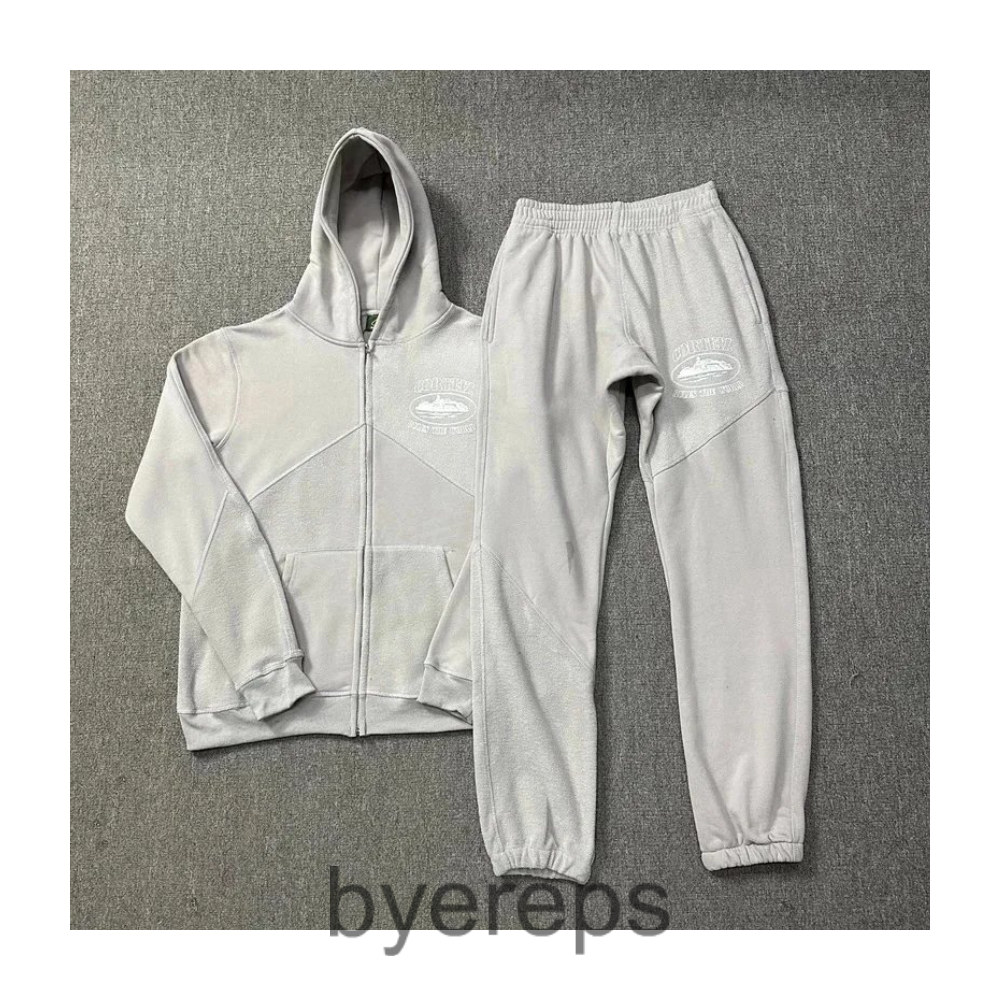 Unbranded Corteiz tracksuits — photo 3 of 4
