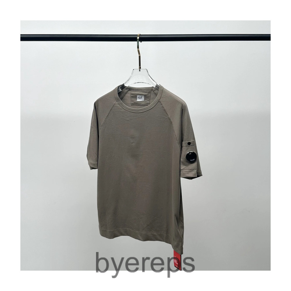 Unbranded CP company tee — photo 3 of 4