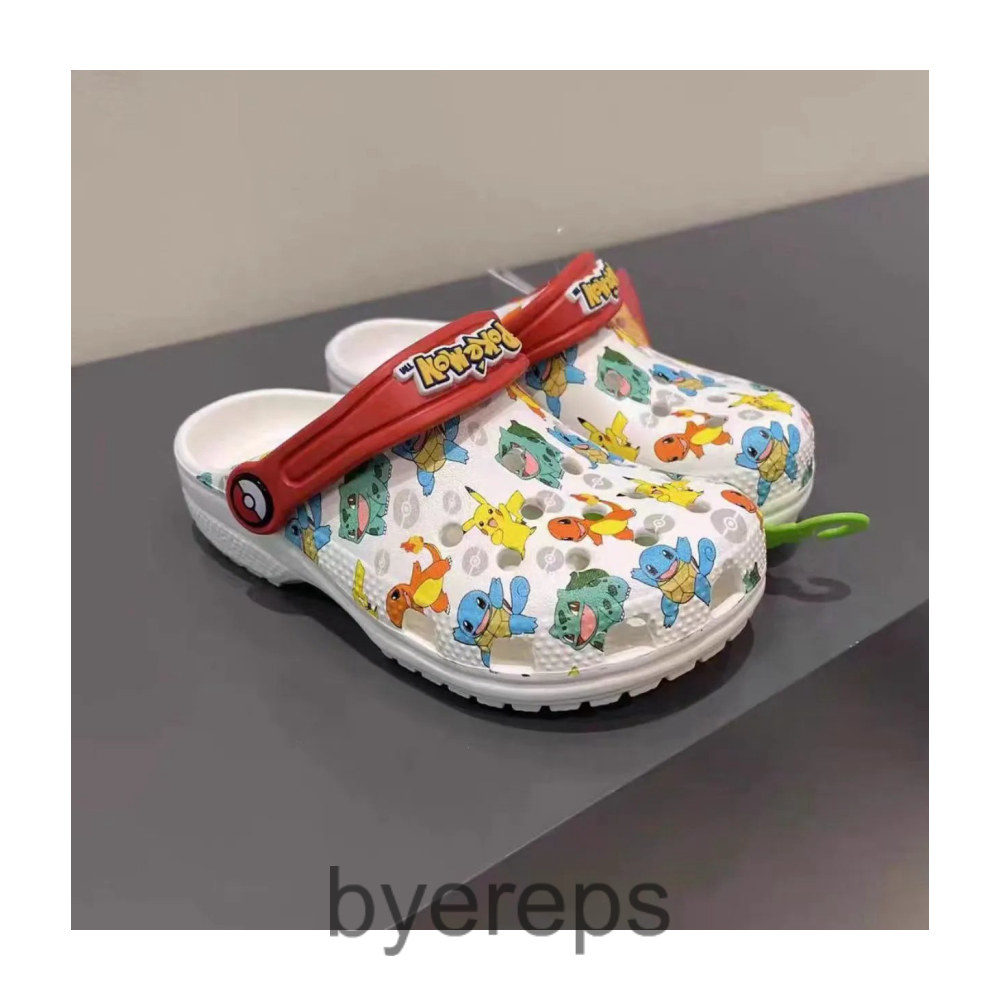 Unbranded Crocs Buzz Lightyear — photo 2 of 4