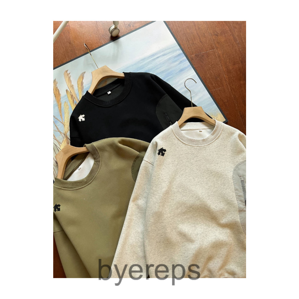 Unbranded Descente Hoodie — photo 3 of 4