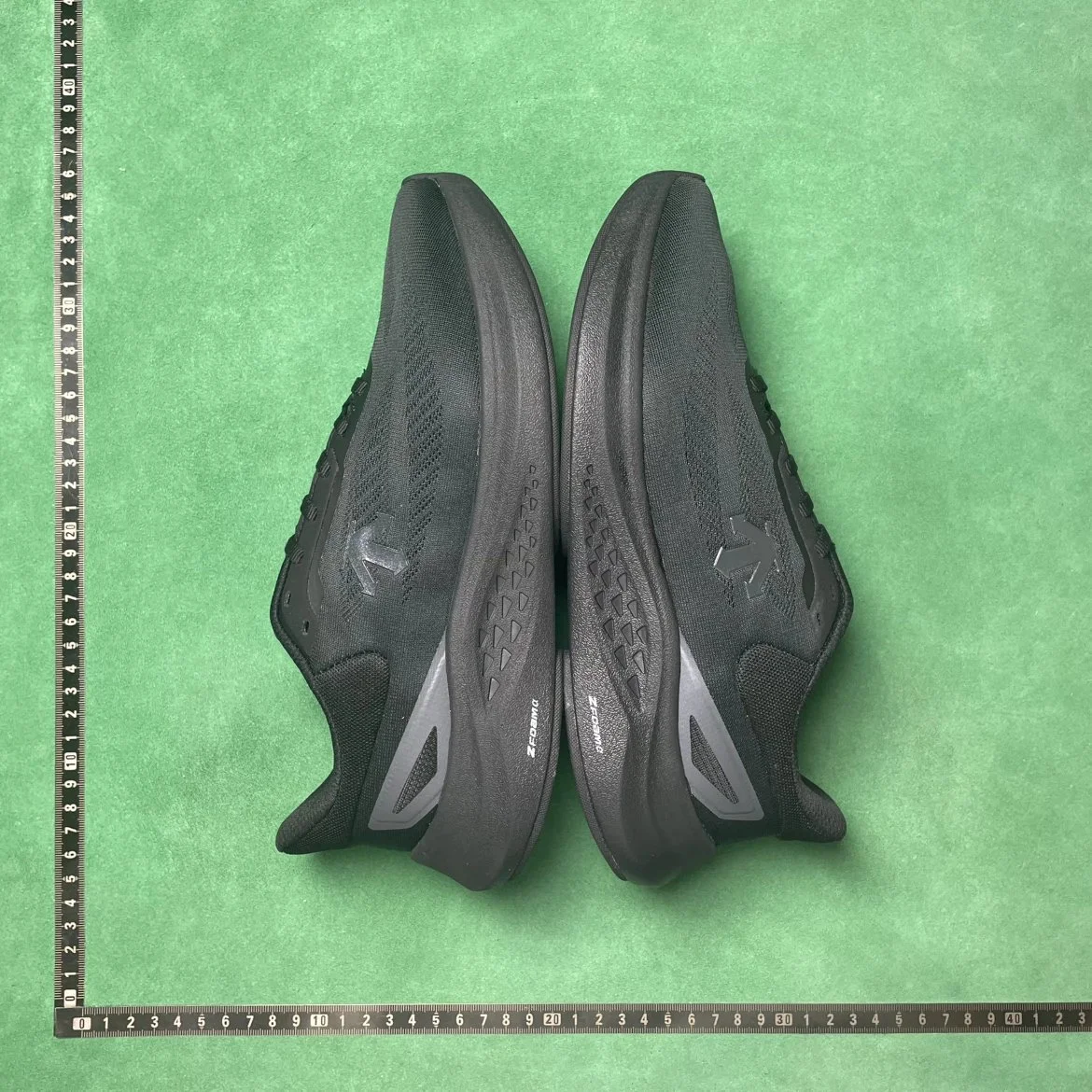 DESCENTE RUN STEP