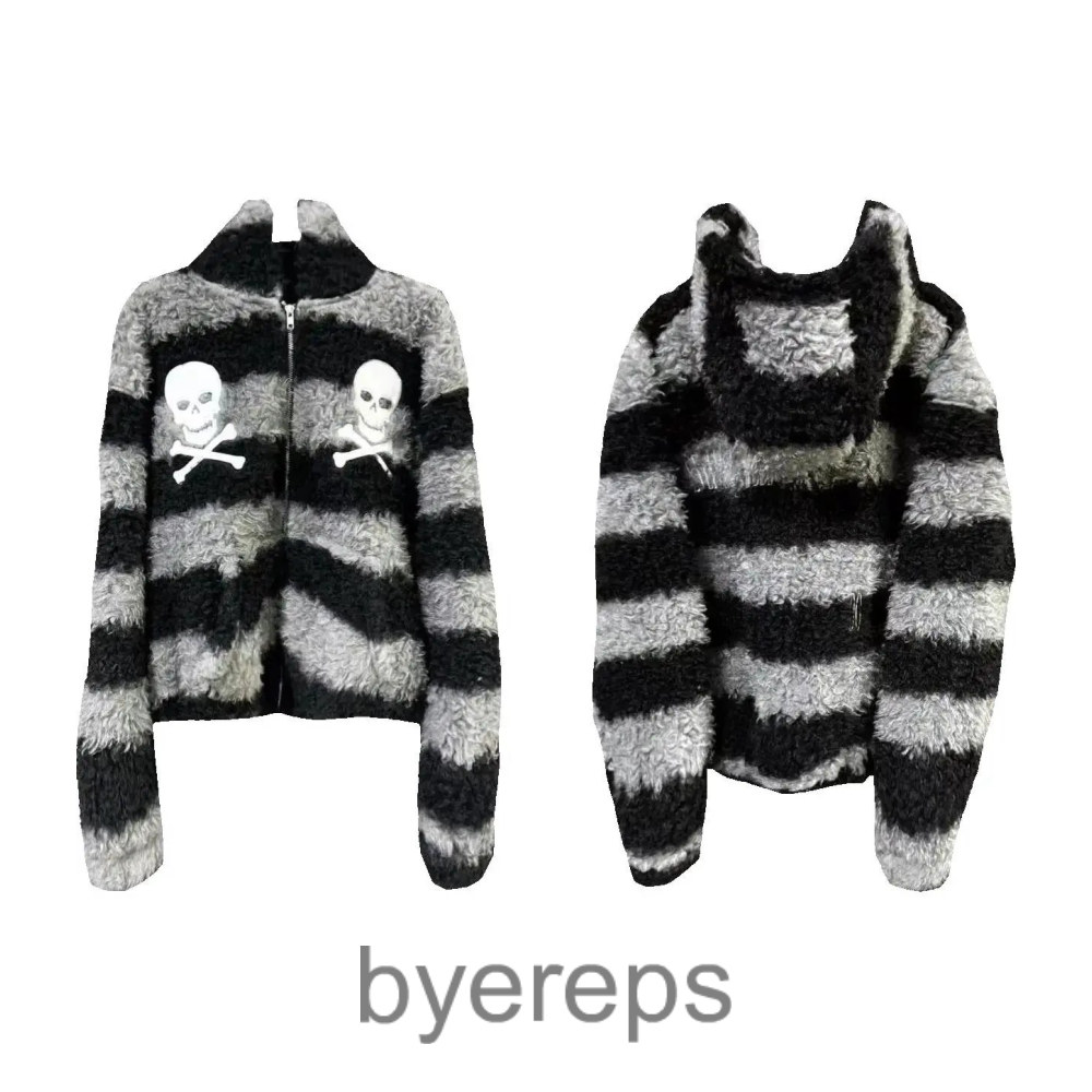 DETW Mohair zip-up