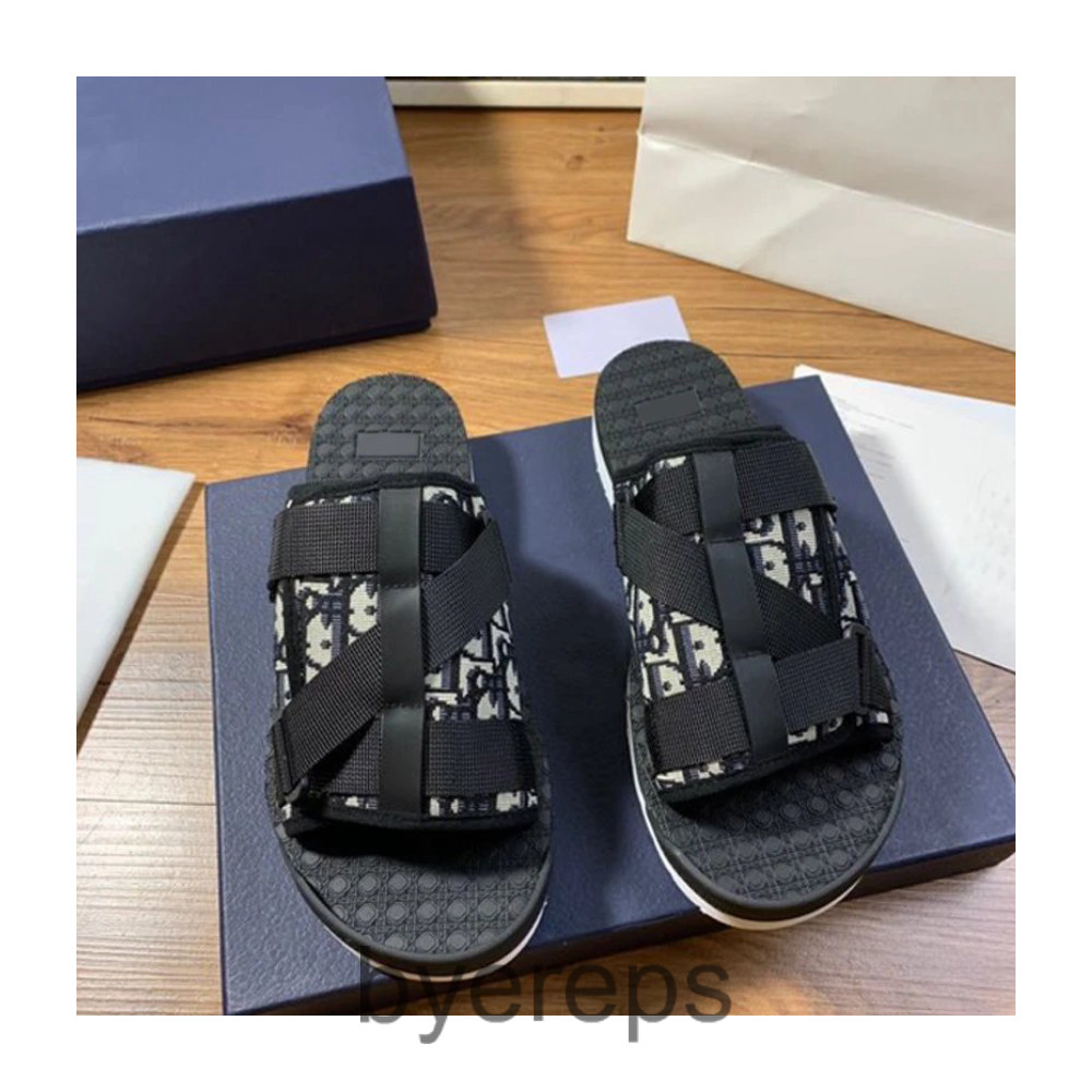 Dior alpha slides [ Has more colors ] — photo 2 of 4