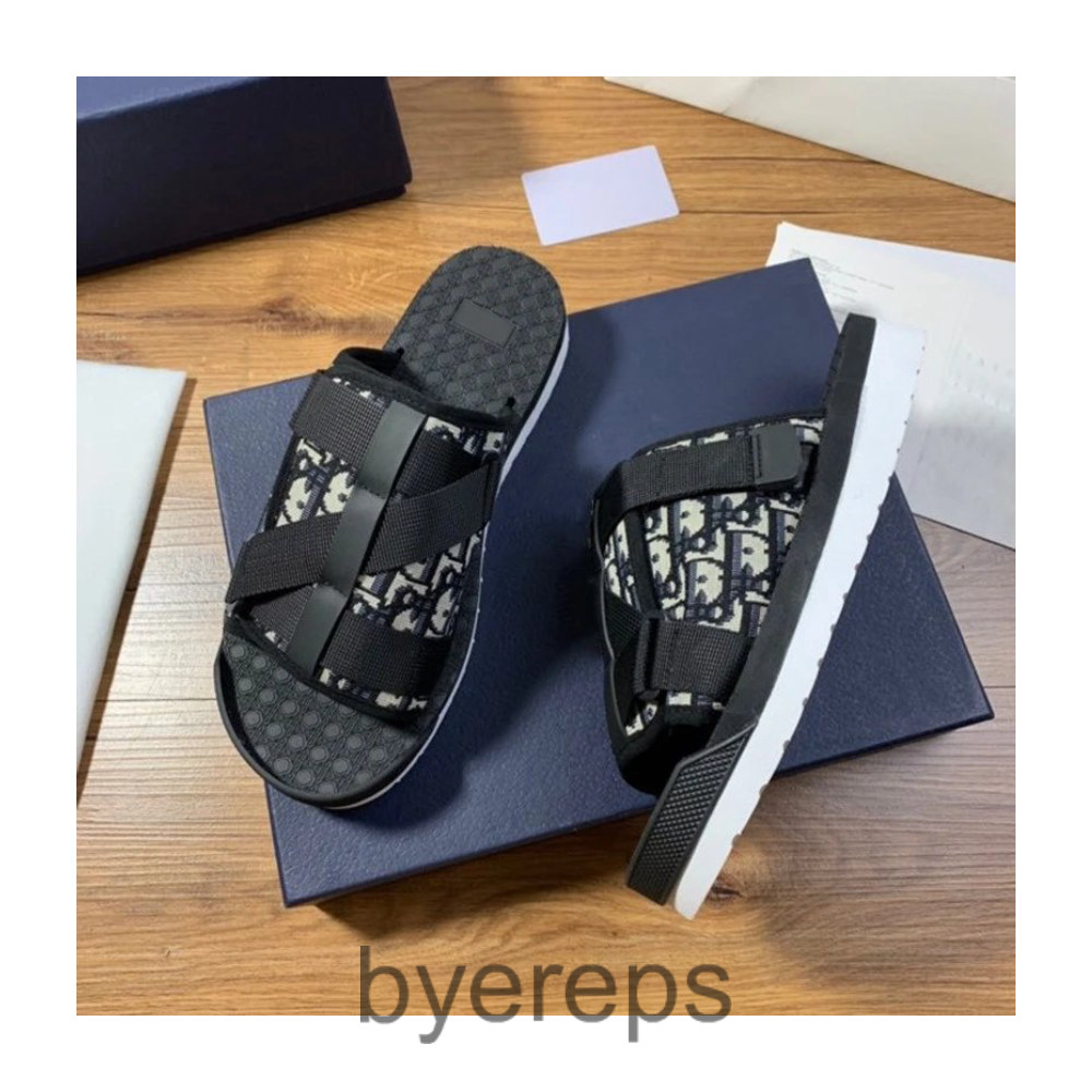 Dior alpha slides [ Has more colors ] — photo 3 of 4