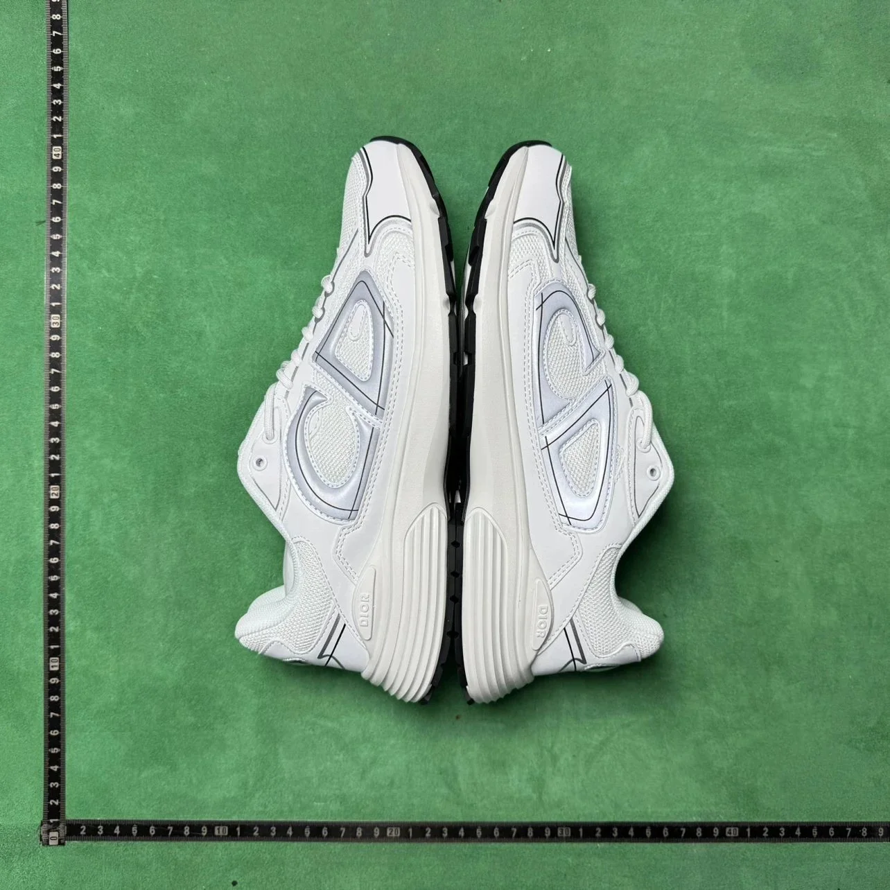 Dior B30